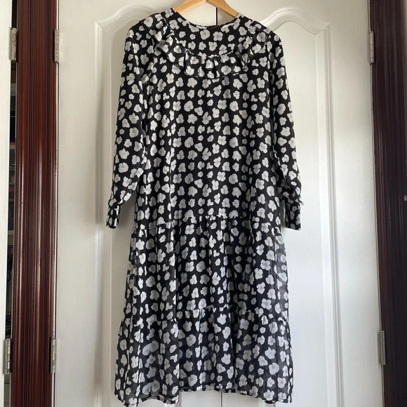 Udel Black and White Floral Print Long Sleeve Dress Midi Knee Length Size Small - Picture 2 of 9